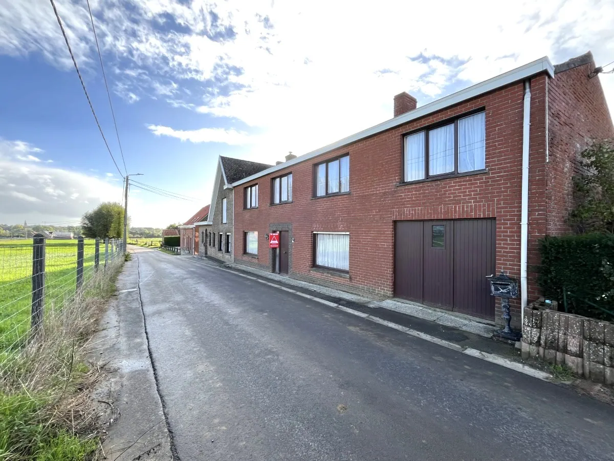 Moorslede – Ruime woning met 4 slaapkamers en landelijk zicht